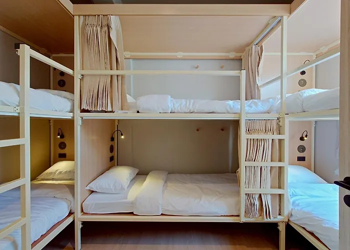 Hostel Au Luna *